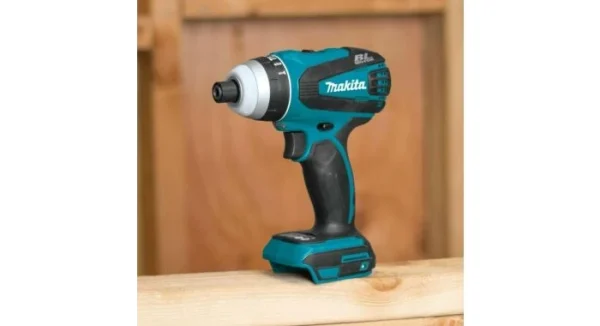 Perceuse Visseuse Sans-fil Hybride Makita DTP141Z – 18V Li-ion – 22 Nm – Brushless – Machine Seule meilleure qualité 4